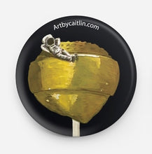 Load image into Gallery viewer, Yellow astronaut buttons
