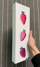 Load image into Gallery viewer, Tall strawberries
