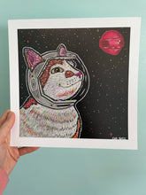 Load image into Gallery viewer, Calico-stronaut print
